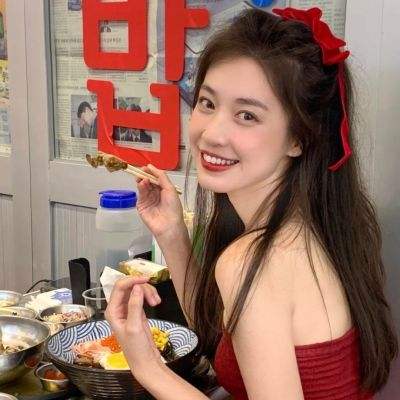 检察日报谈明星阴阳合同:税务机关要拔出萝卜带出泥